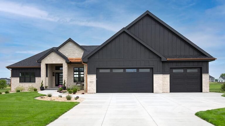 Composite Siding: Speonk, NY